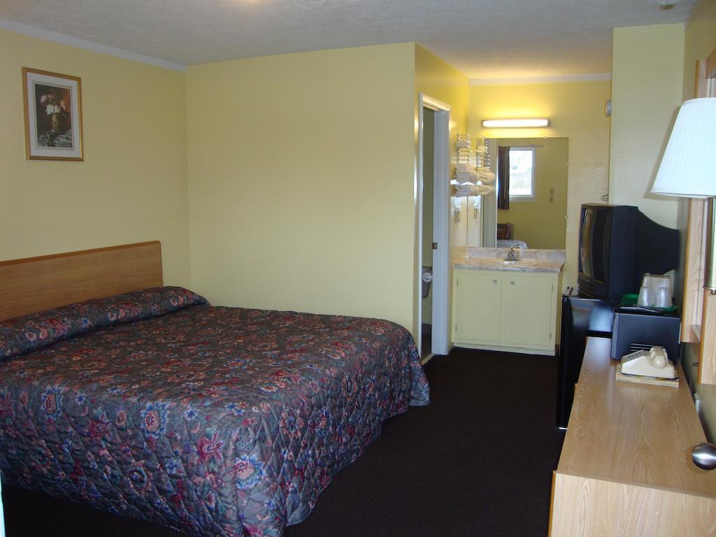 Economy Inn Кроссвилл Номер фото